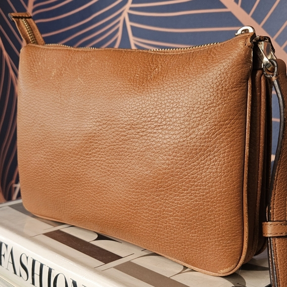 KATE SPADE NEW YORK Vintage Tan Leather Shoulder Bag - Picture 2 of 11